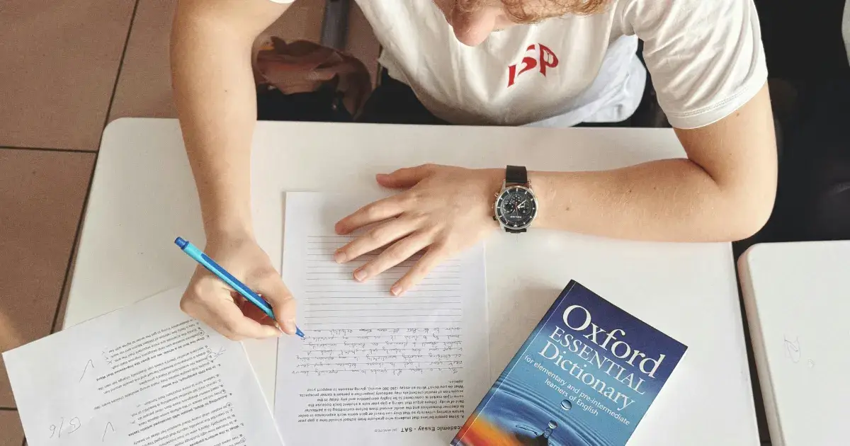 Best AI Writing Tools for Students